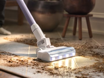 Effortlessly tackle dirt and debris