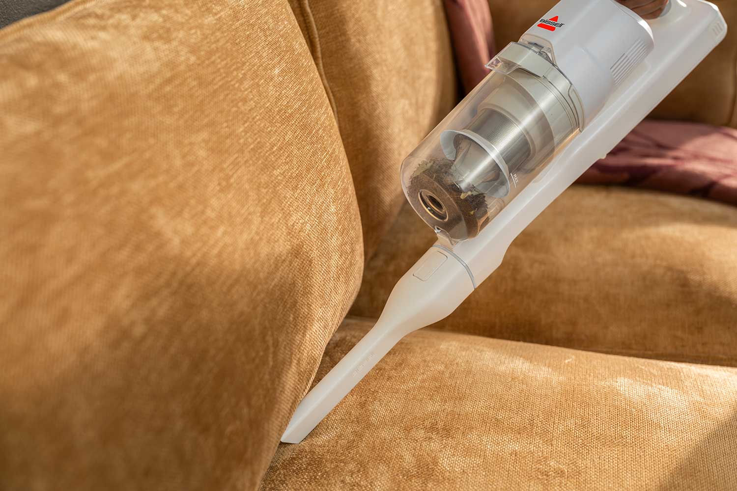 routine_cleaning_couch_1500x1000.jpg