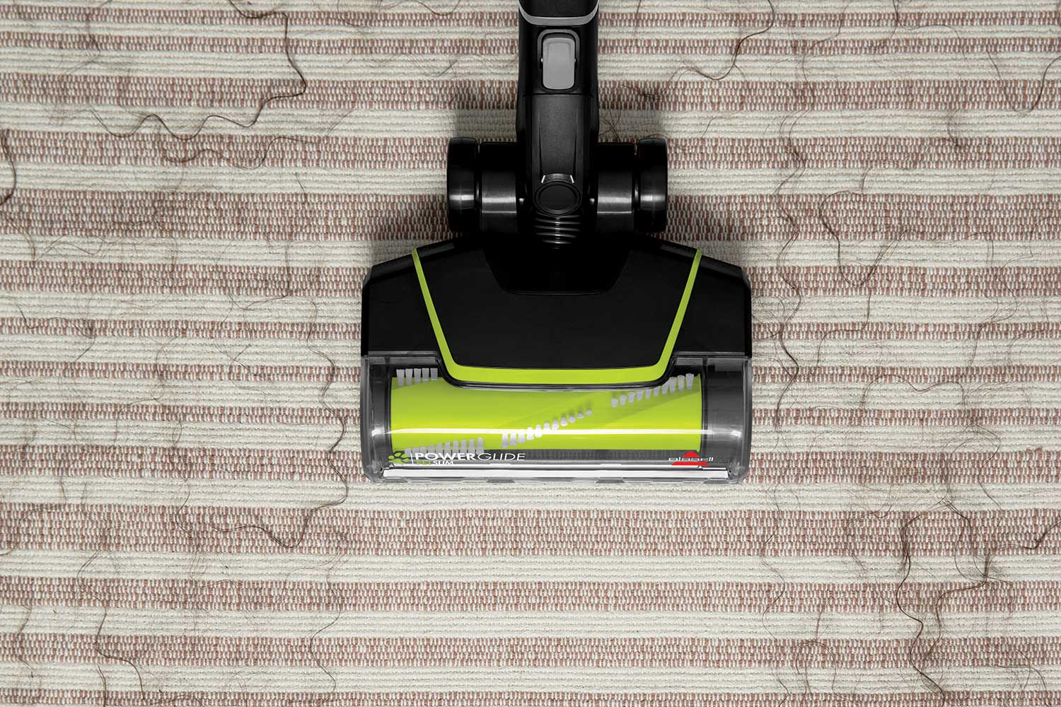 Tangle free brush roll