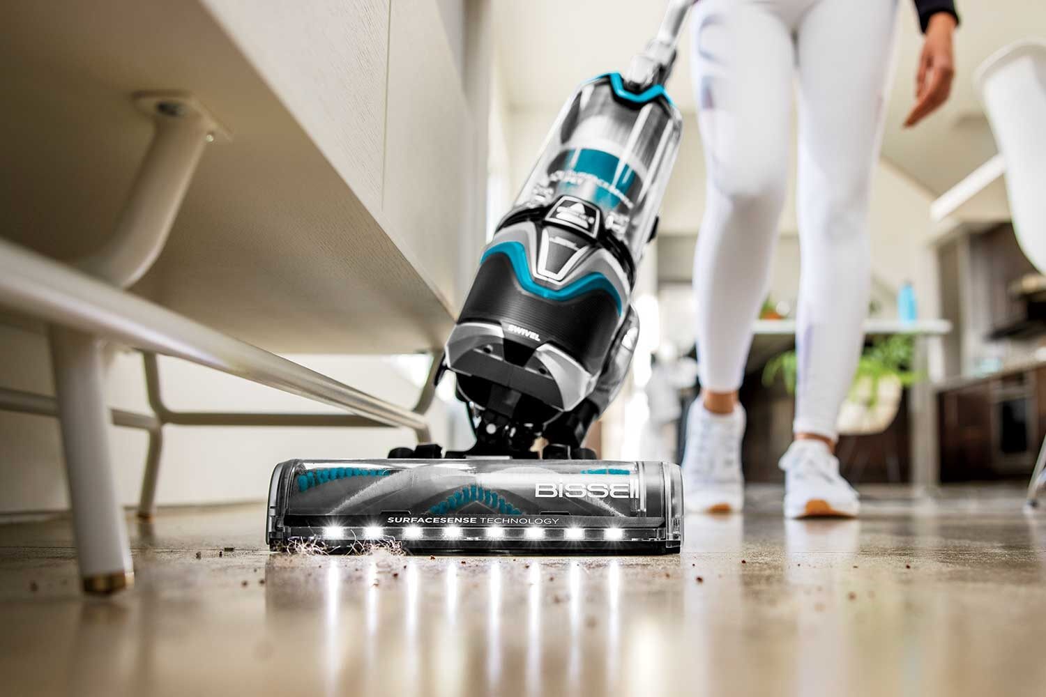 SurfaceSense® Pet Multi-Surface Vacuum 2817