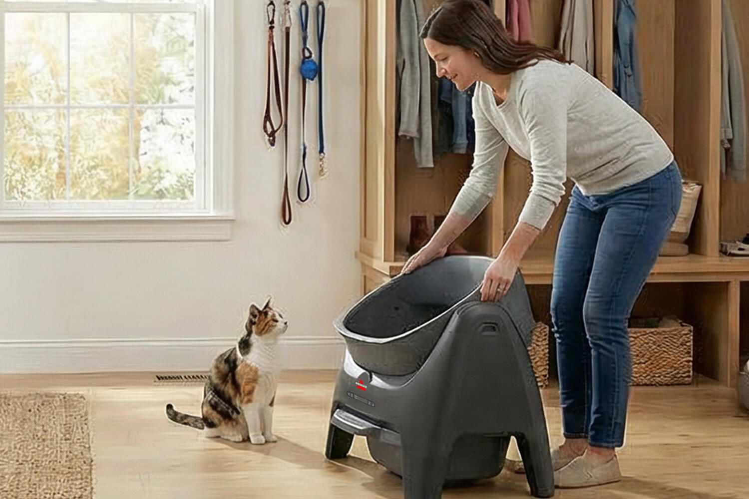 CleanWell™ Self Cleaning Litter Box | BISSELL Pets