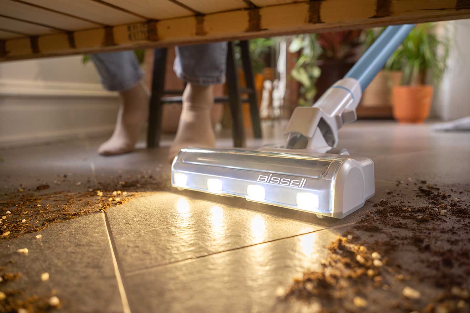 Effortlessly tackle dirt and debris