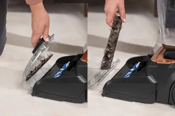 Removing Floor nozzle and catch tray