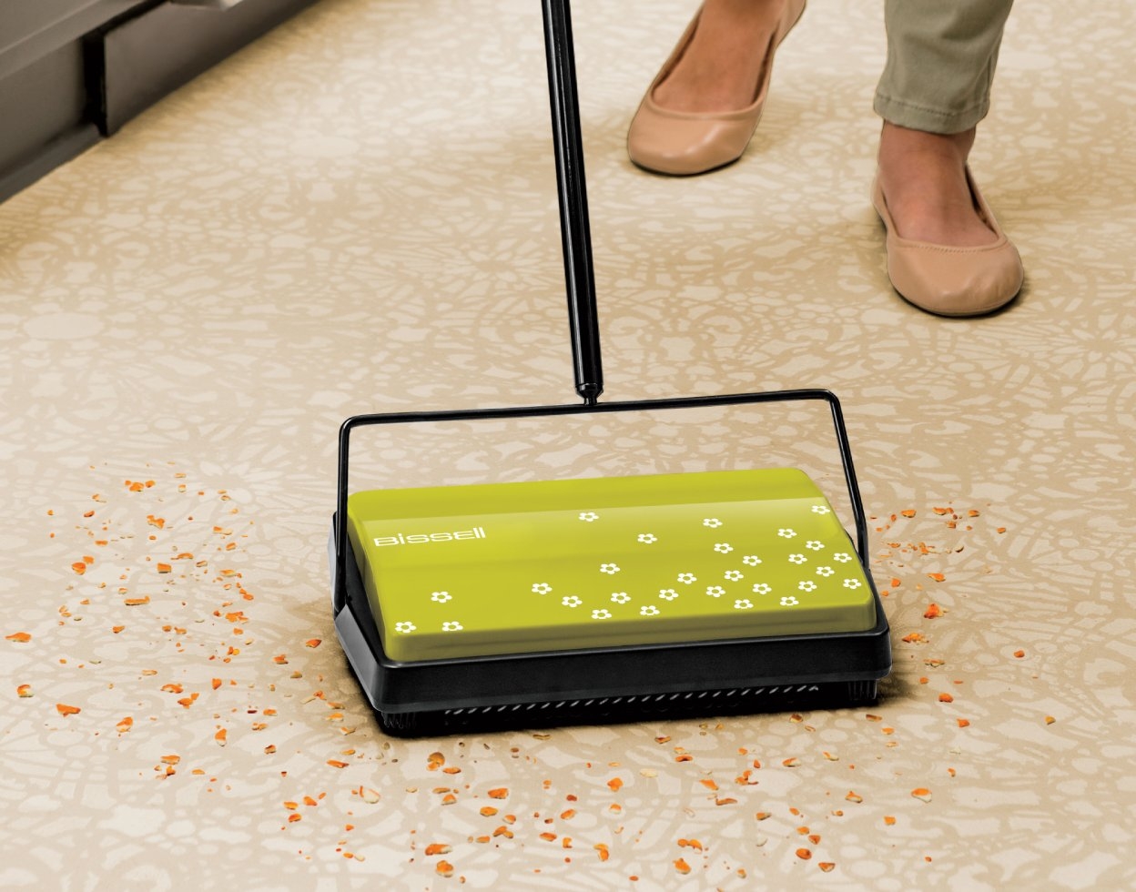 REFRESH™ Carpet & Floor Manual Sweeper 2198 | BISSELL®